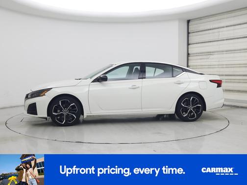 2025 Nissan Altima SR