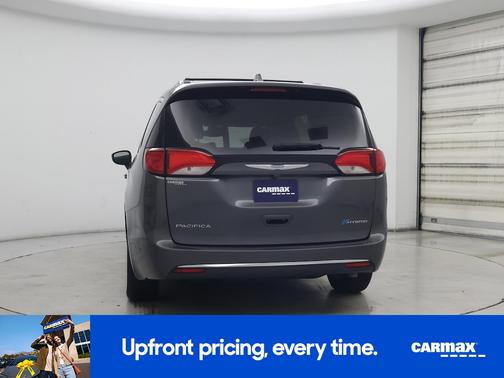 2018 Chrysler Pacifica Hybrid Limited