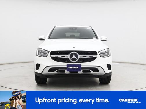 White 2023 Mercedes-Benz GLC 300