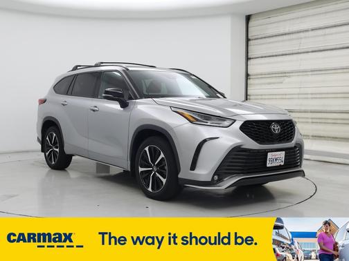 2022 Toyota Highlander XSE