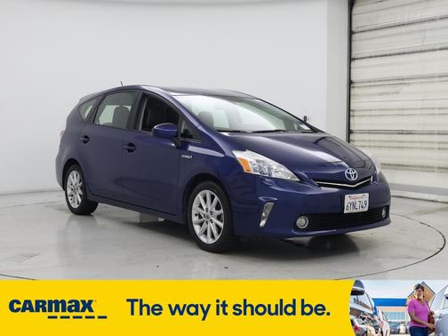 2013 Toyota Prius v Five