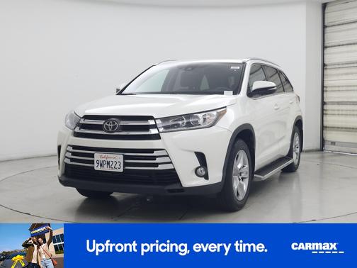 White 2018 Toyota Highlander Limited