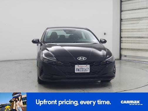 Black 2021 Hyundai ELANTRA SE