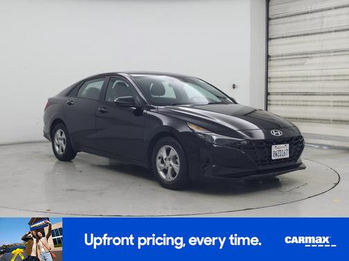 Black 2021 Hyundai ELANTRA SE