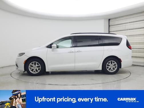 White 2022 Chrysler Pacifica Touring
