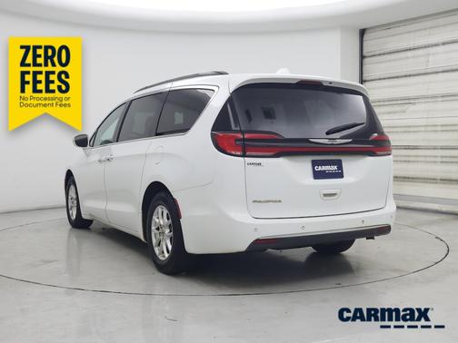 White 2022 Chrysler Pacifica Touring