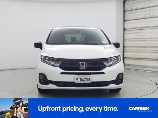 White 2025 Honda Odyssey Sport-L