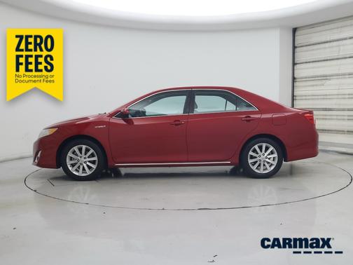 Red 2014 Toyota Camry Hybrid XLE