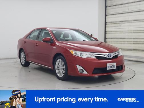 Red 2014 Toyota Camry Hybrid XLE