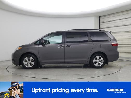 2017 Toyota Sienna LE