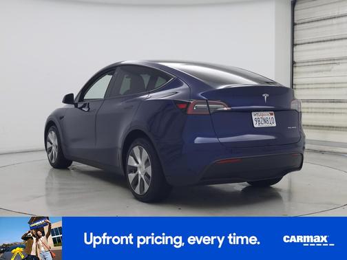 Blue 2022 Tesla Model Y Long Range