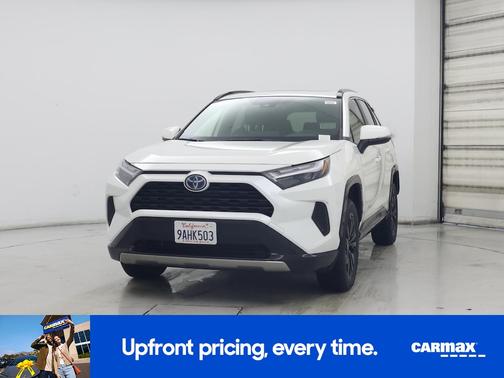 2022 Toyota RAV4 Hybrid SE