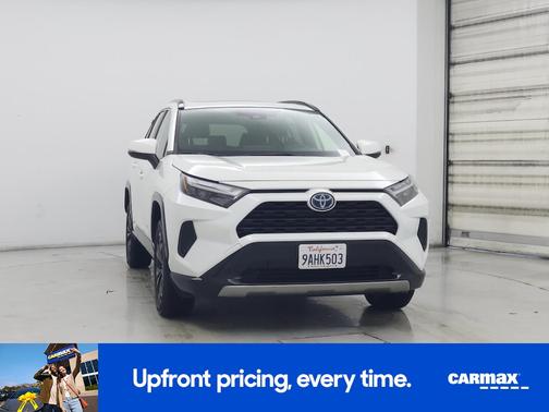 2022 Toyota RAV4 Hybrid SE
