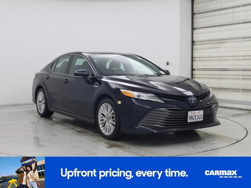 2019 Toyota Camry Hybrid XLE