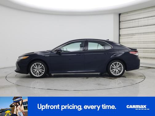 2019 Toyota Camry Hybrid XLE