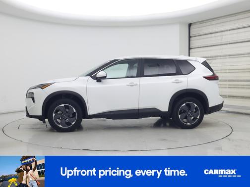 White 2025 Nissan Rogue SV