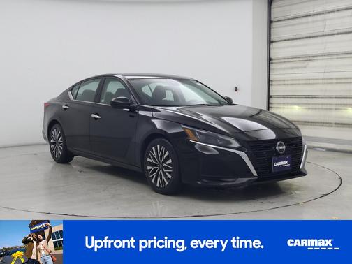 2023 Nissan Altima SV