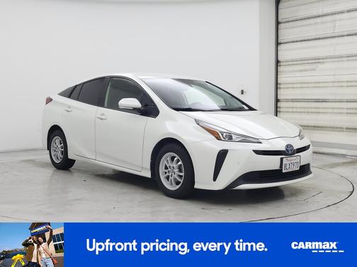 2019 Toyota Prius LE