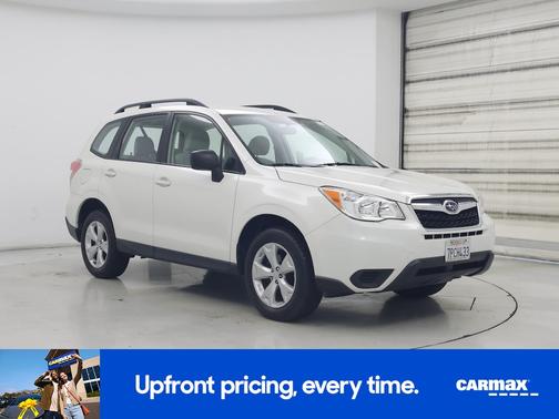 White 2016 Subaru Forester 2.5I