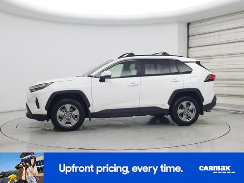 2022 Toyota RAV4 Hybrid XLE