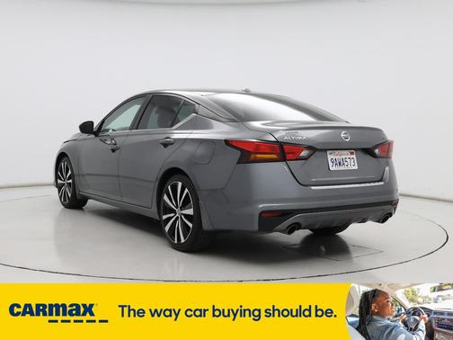 2022 Nissan Altima SR