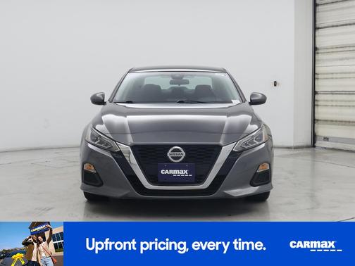 2022 Nissan Altima SV