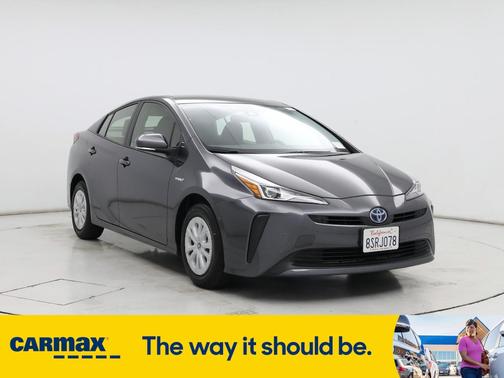 2021 Toyota Prius LE