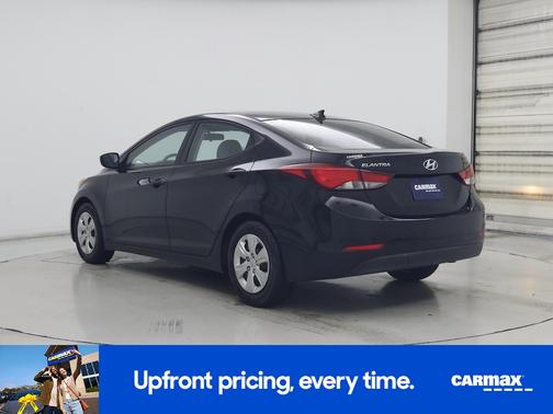 Black 2016 Hyundai ELANTRA SE