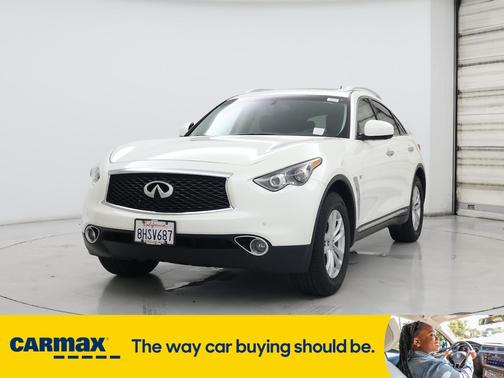 2017 INFINITI QX70