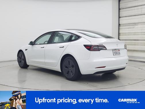 White 2022 Tesla Model 3