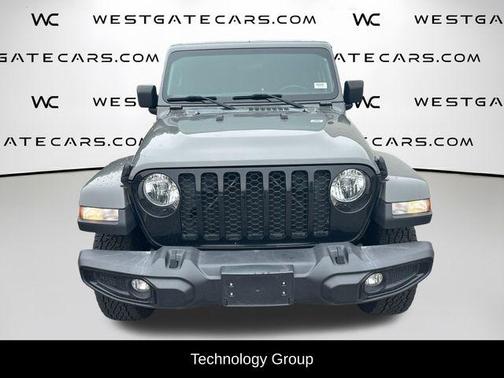 Sting Gray Clearcoat 2022 Jeep Gladiator Sport