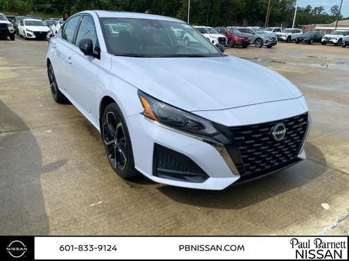 2024 Nissan Altima 2.5 SR