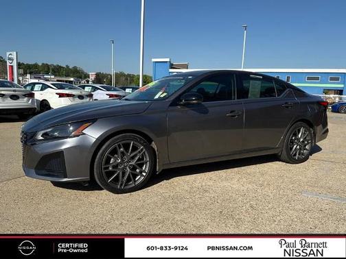 2023 Nissan Altima 2.0 SR