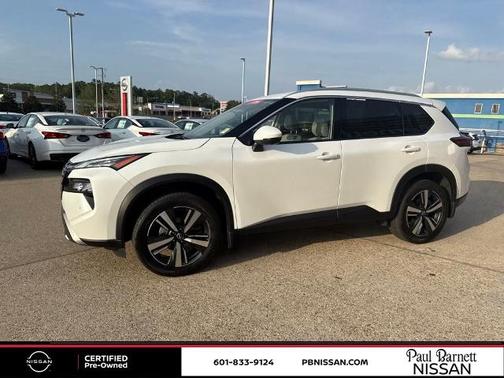 2024 Nissan Rogue SL