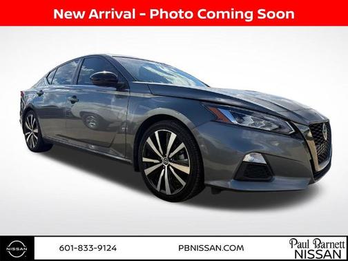 2022 Nissan Altima 2.5 SR