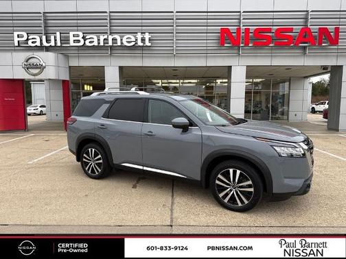 2024 Nissan Pathfinder Platinum