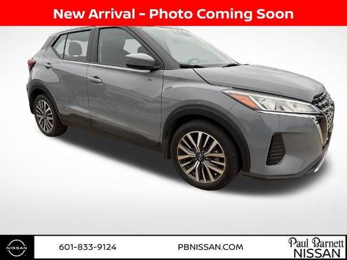 2022 Nissan Kicks SV