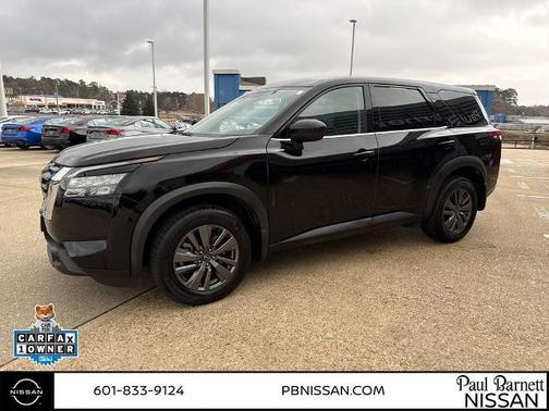 2023 Nissan Pathfinder S