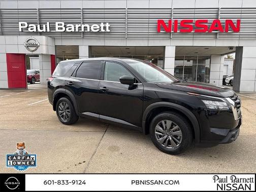 2023 Nissan Pathfinder S