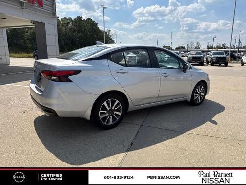 2024 Nissan Versa 1.6 SV
