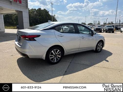 2024 Nissan Versa 1.6 SV