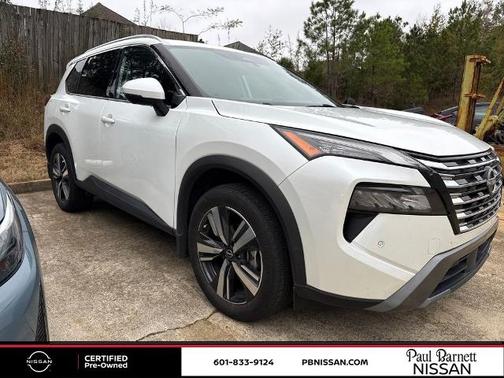 2024 Nissan Rogue SL