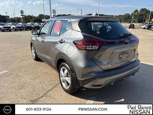2025 Nissan Kicks Play S