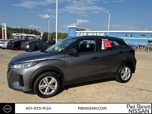 2025 Nissan Kicks Play S