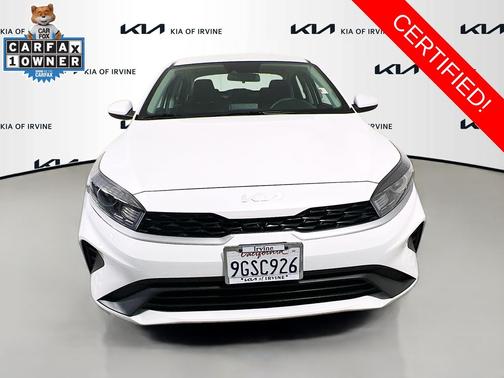 Snow White Pearl 2023 Kia Forte LXS