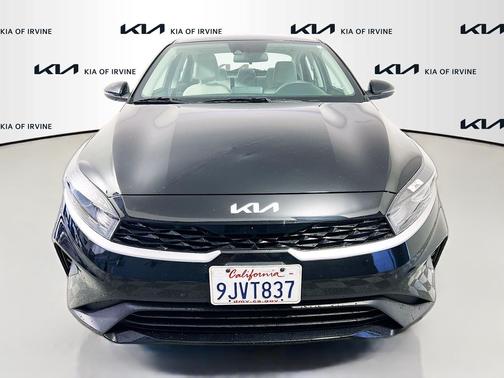 Aurora Black 2023 Kia Forte LXS