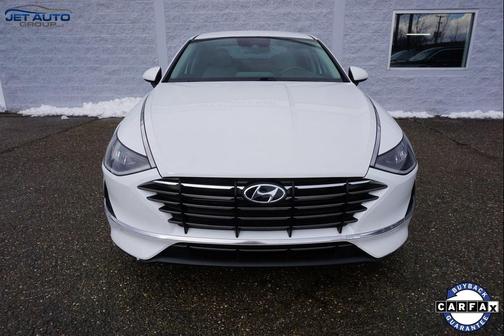 2022 Hyundai SONATA SE