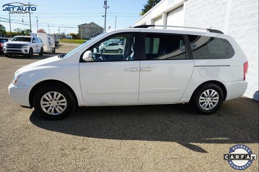 2011 Kia Sedona LX