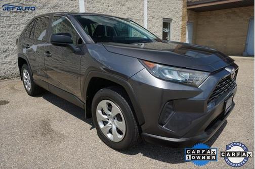 2022 Toyota RAV4 LE
