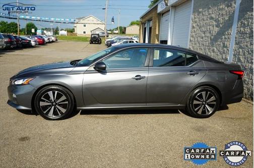 2022 Nissan Altima 2.5 SV